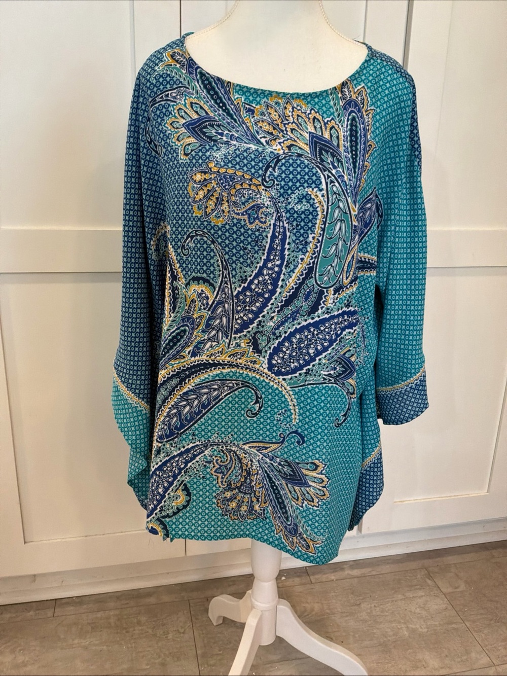 Bob Mackie Blouse Top L Poncho Wearable Sheer Floral Blue Boho Kimono Cover Up